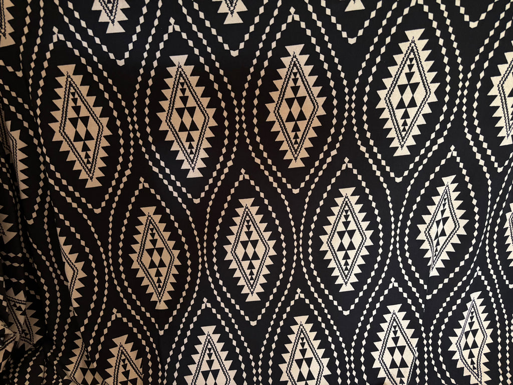BLACK AND TAN GEOMETRIC