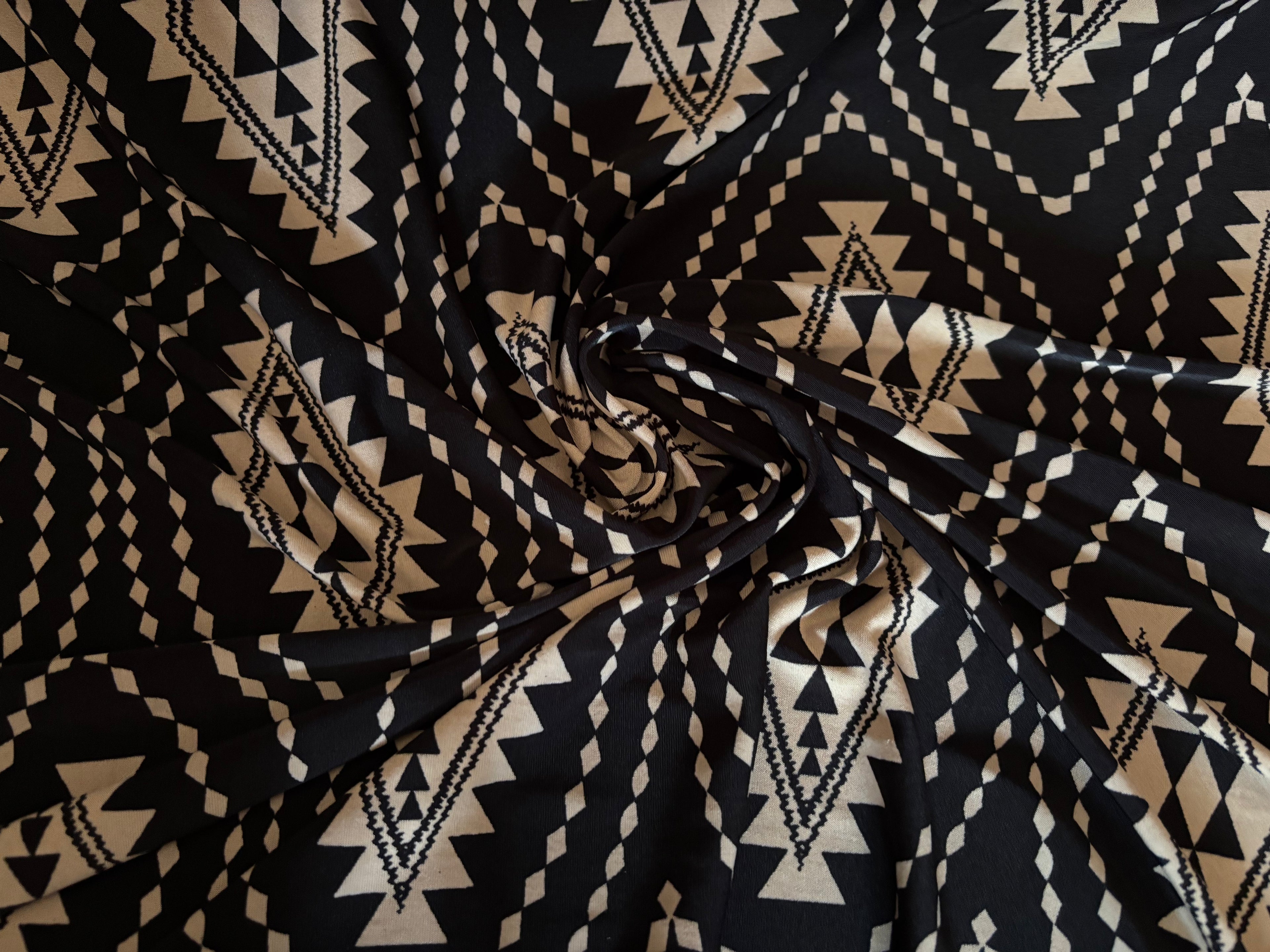 BLACK AND TAN GEOMETRIC