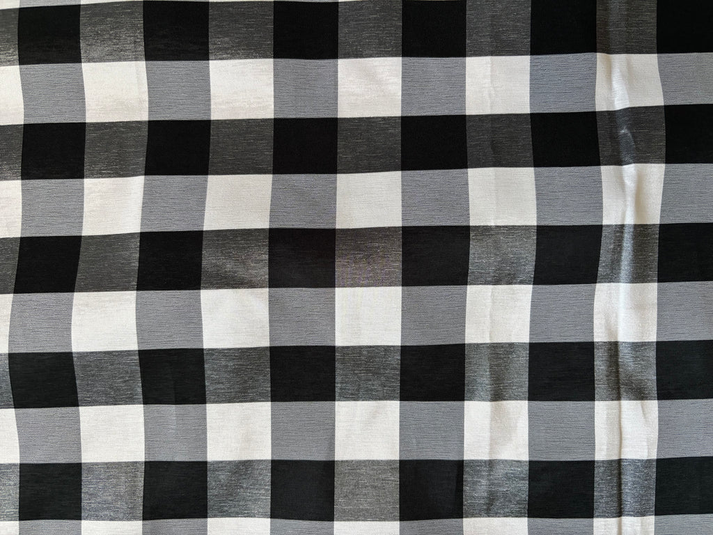 BLACK AND WHITE CHECK STRETCHY SILKY PRINT
