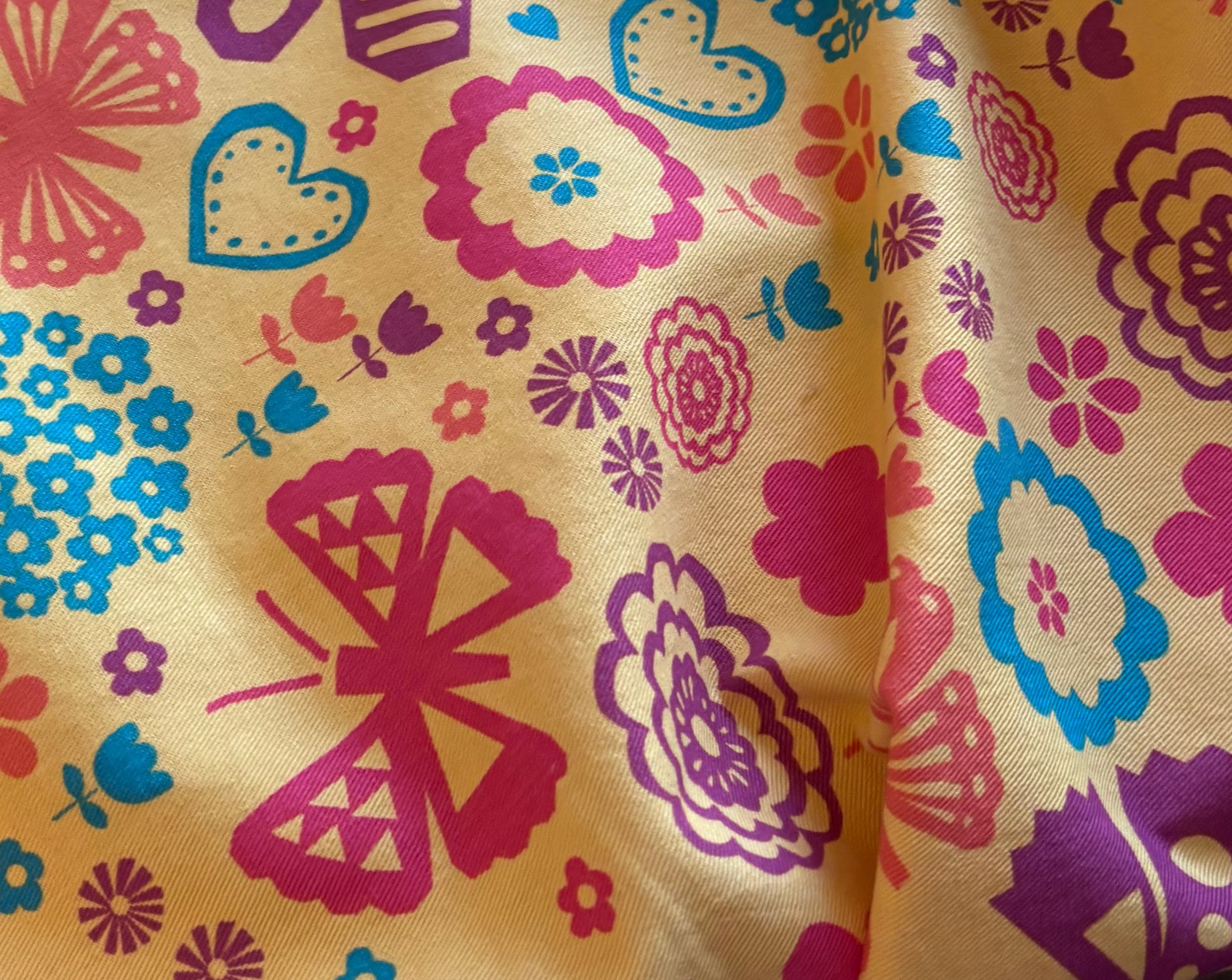 BUTTERFLIES ARE FREE