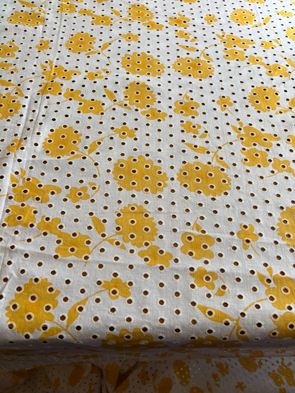 YELLOW FLORAL EYLET