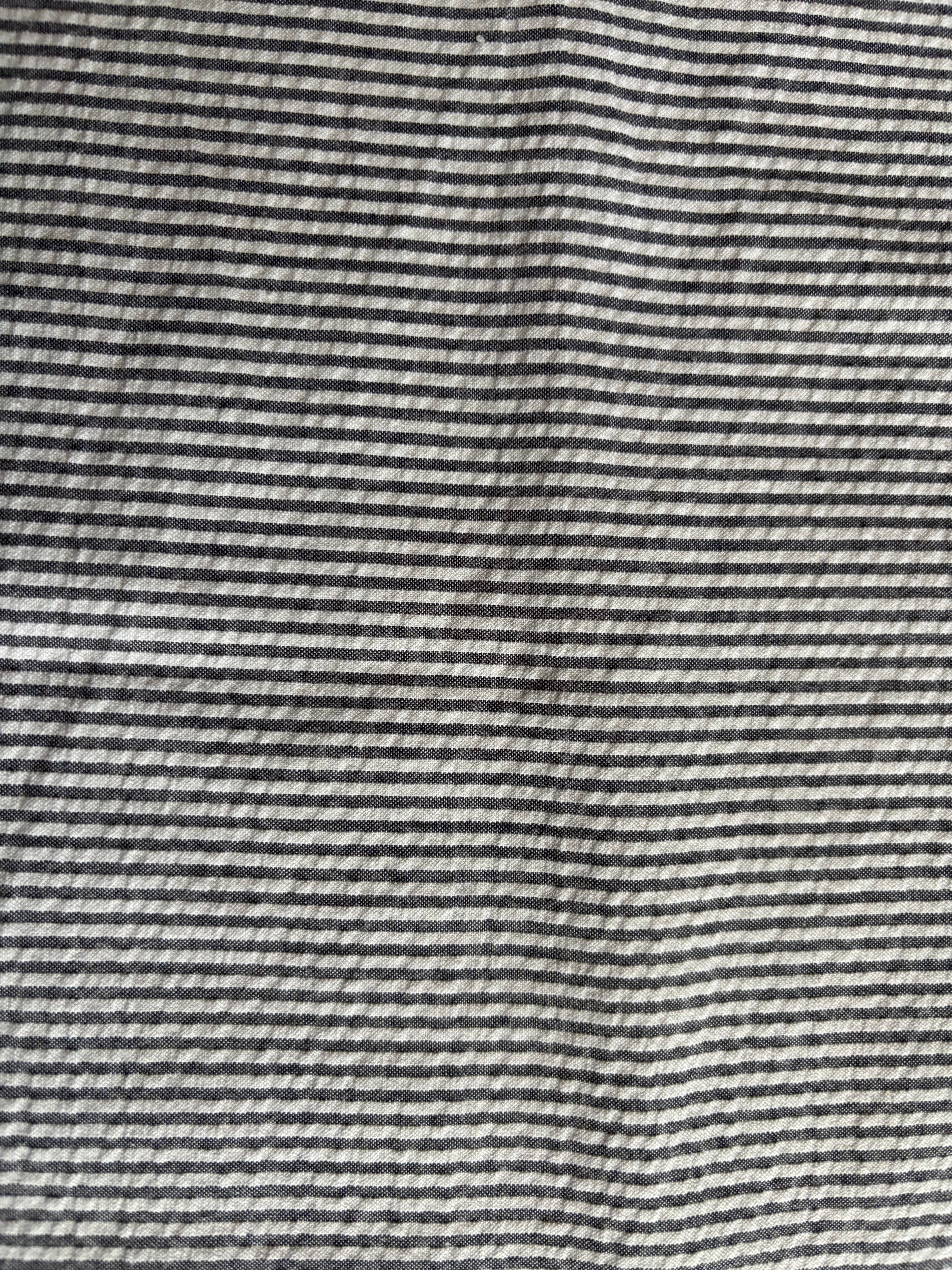 BLACK & WHITE STRIPPED SEERSUCKER