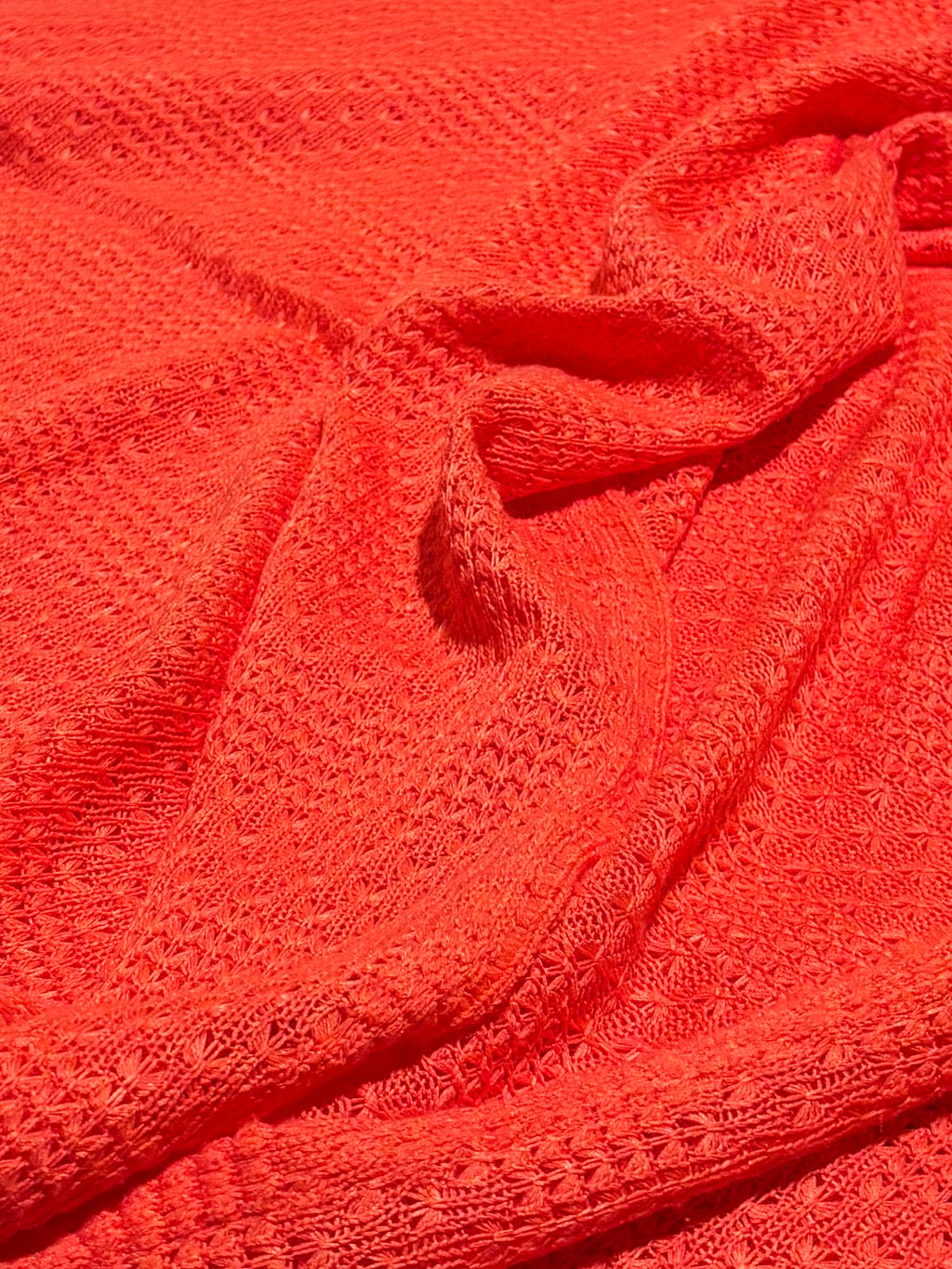 SALMON COLORED SWEATER KNIT