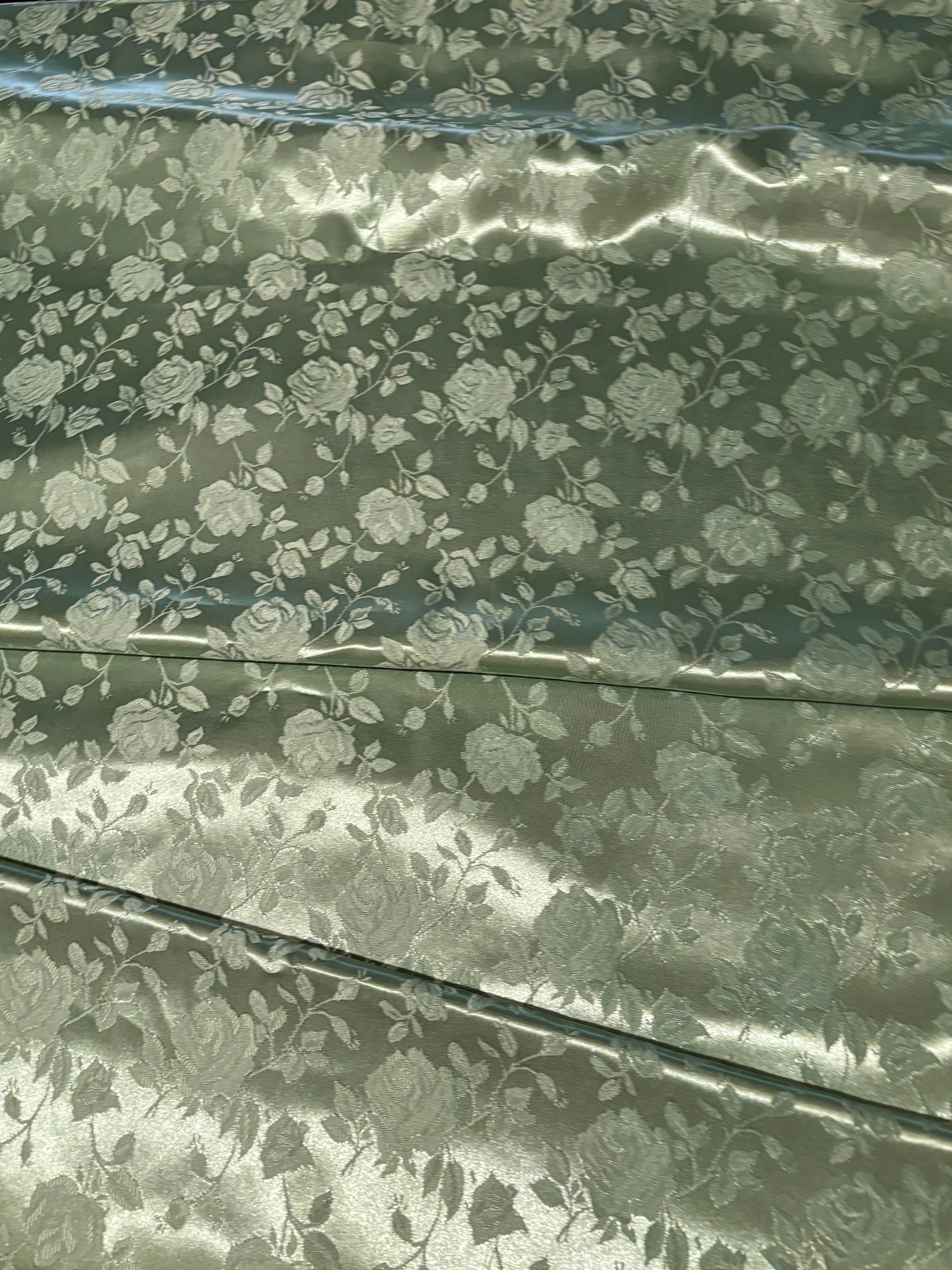 MOTHER OF THE GROOM FLORAL JACQUARD