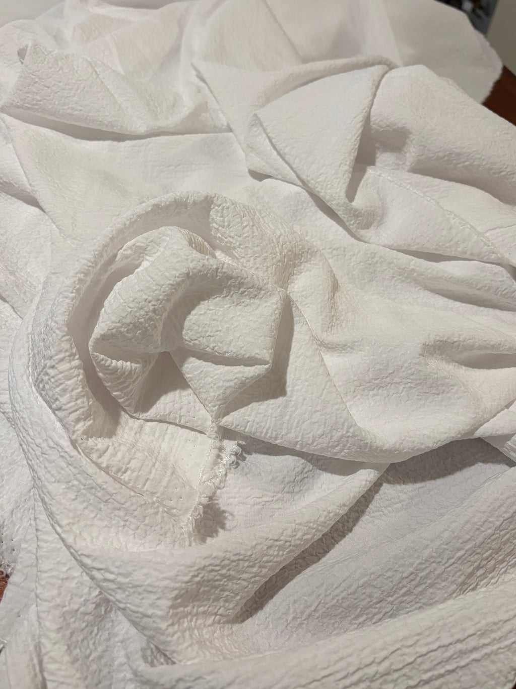 WHITE GAUZE