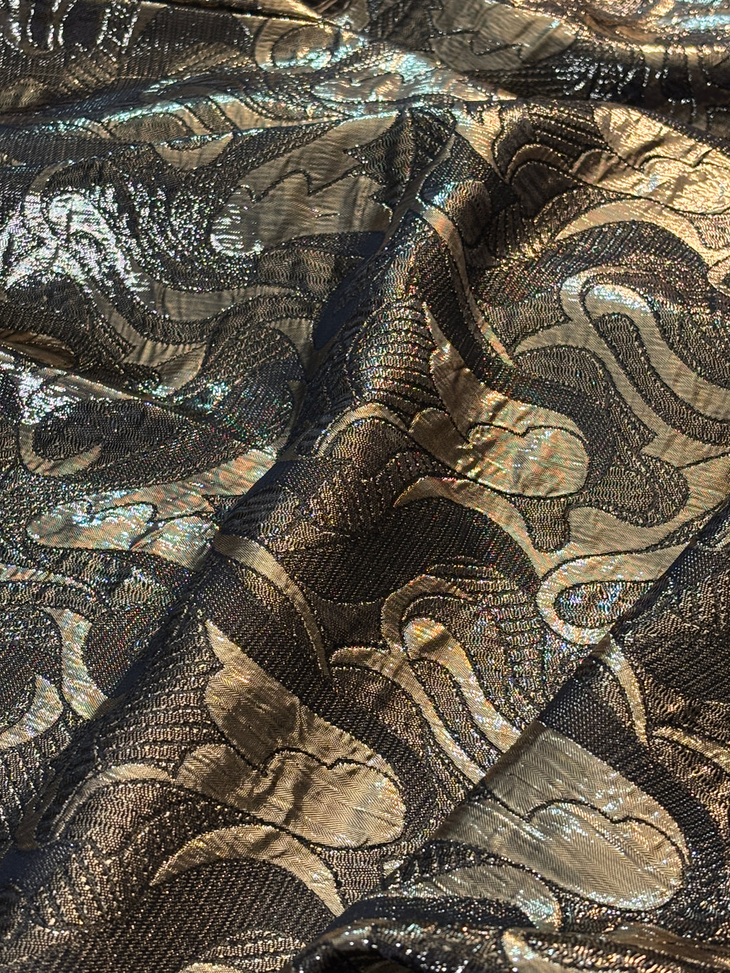 BLACK AND GOLD LAME