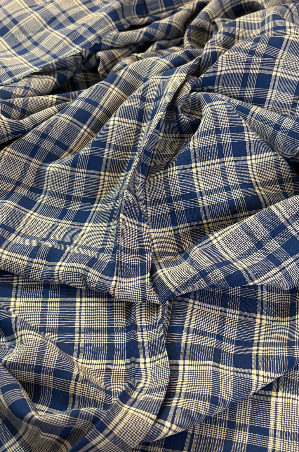 VINTAGE BLUE AND WHITE PLAID RAYON CHALLIS FROM VIRGINIA'S STASH