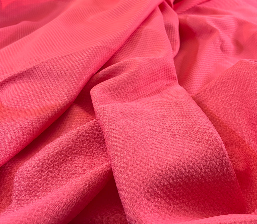 VINTAGE SALMON WAFFLE PRINT