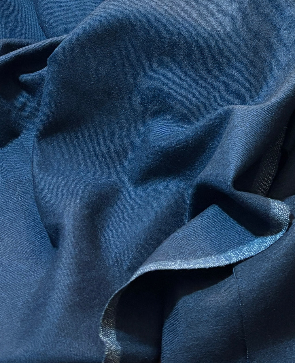 VINTAGE NAVY WOOL BLEND SUITING